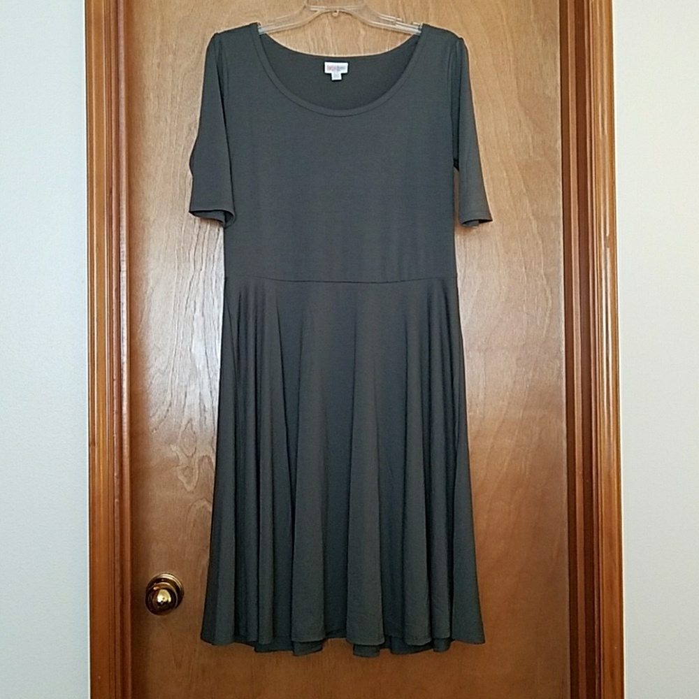 Lularoe Nicole Dress - brand new
